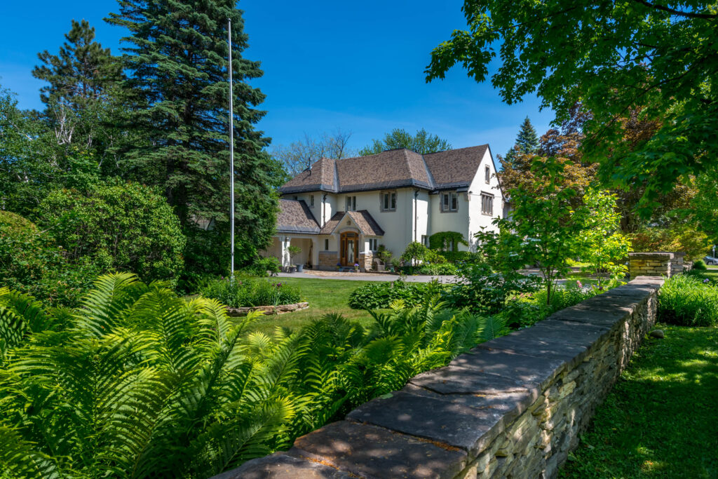 landmark-estate-the-leading-ottawa-luxury-real-estate-brokerage